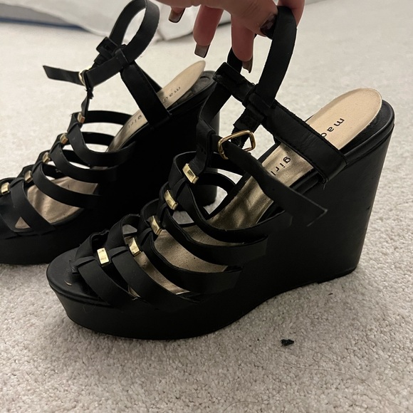 WEDGES - Picture 4 of 7